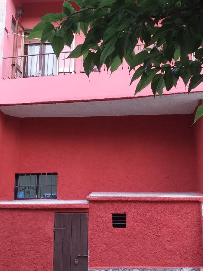 Bed & Breakfast La Rosa Rossa カーリ エクステリア 写真